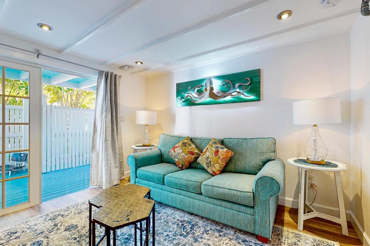 The Coral Cove Apartment Key West